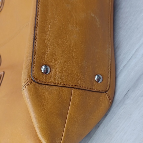 Coach F15045 Pleated Soho Y2K Shoulder Bag - Picture 10 of 15